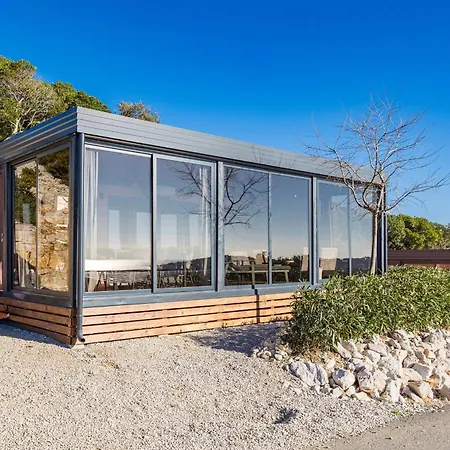 Kasthouse Luxury Nature Getaway * Mali Lošinj